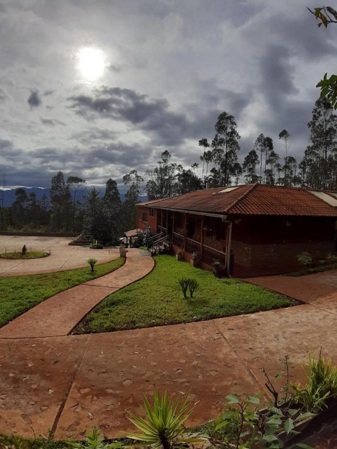 La Ensenada Hotel Chachapoyas Zewnętrze zdjęcie